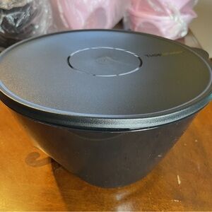 Tupperware Midnight Black Serve and Store Container with Lid